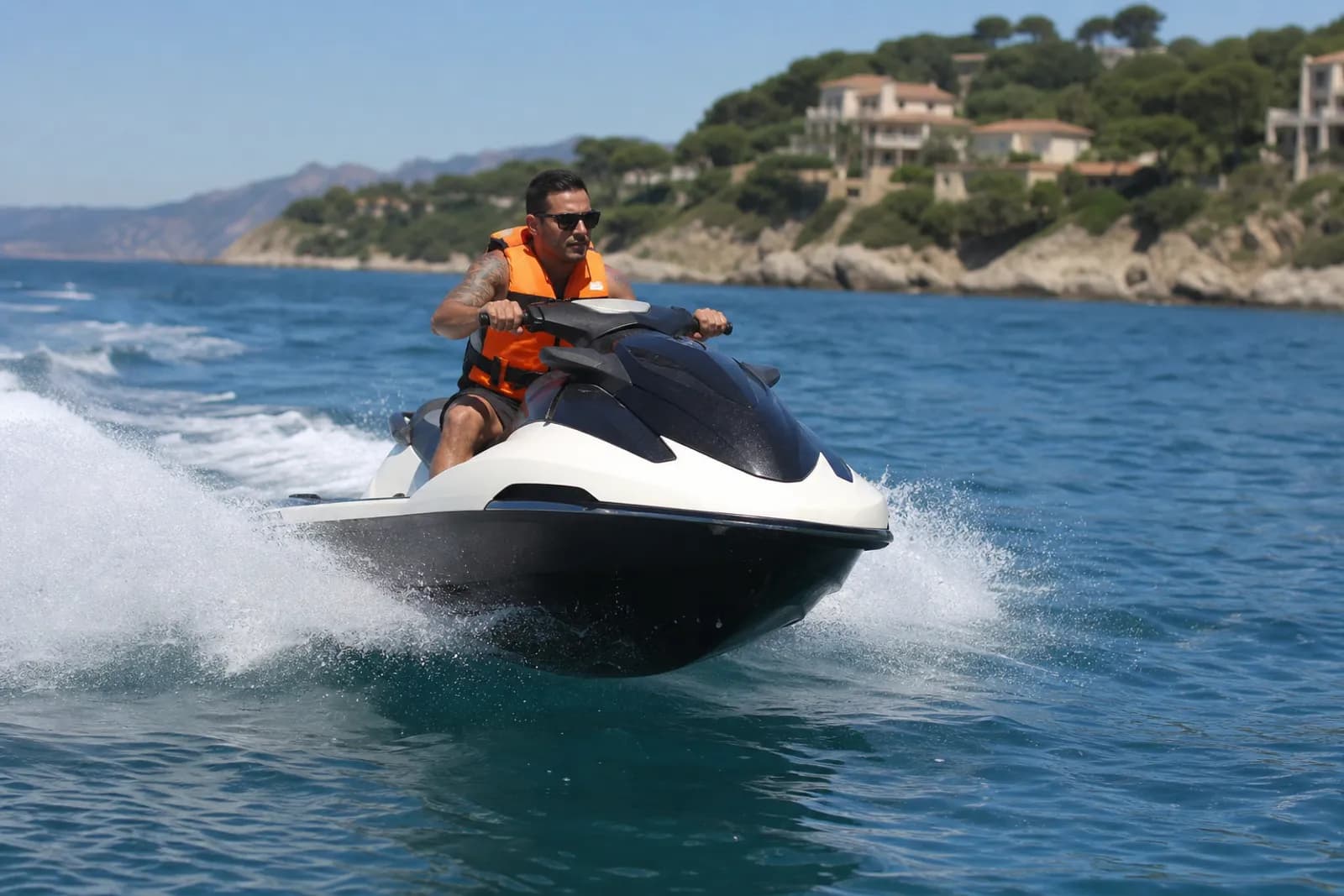 Giornata in mare verso le Grotte di Pilato e Chiaia di Luna